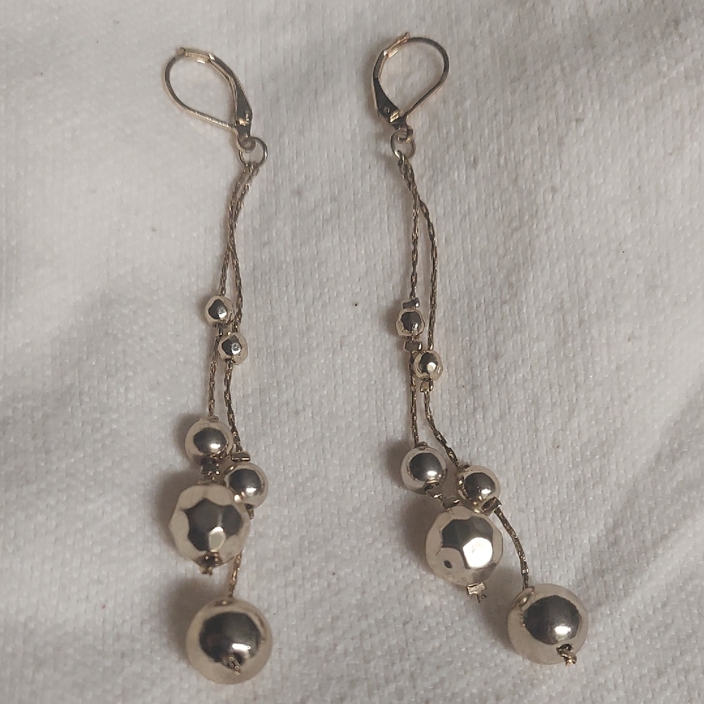 Elegant Gold Dangle Earrings